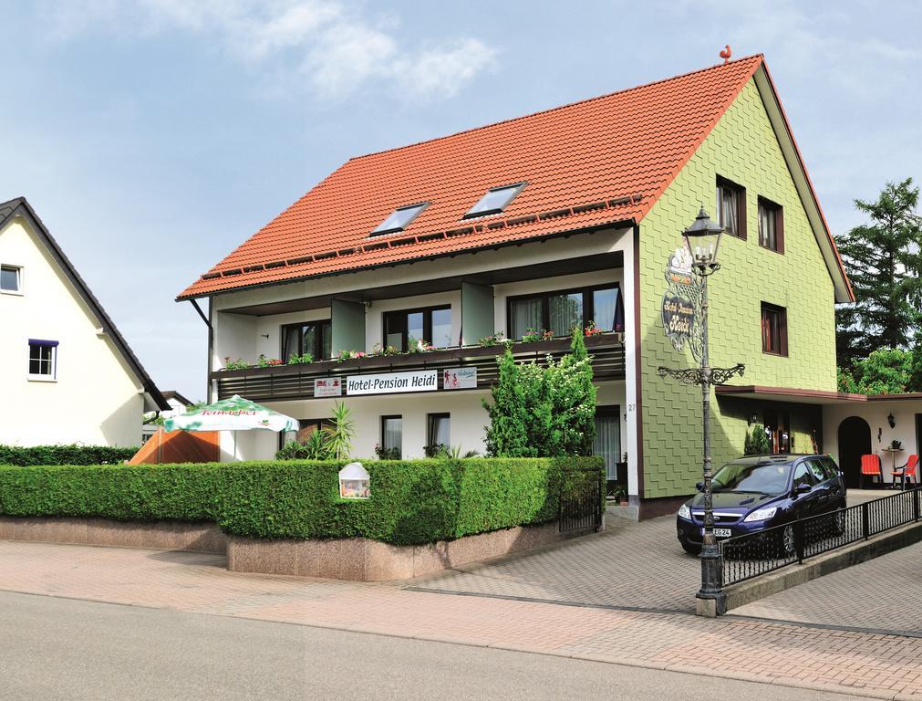 Hotel Pension Heidi Добель Экстерьер фото