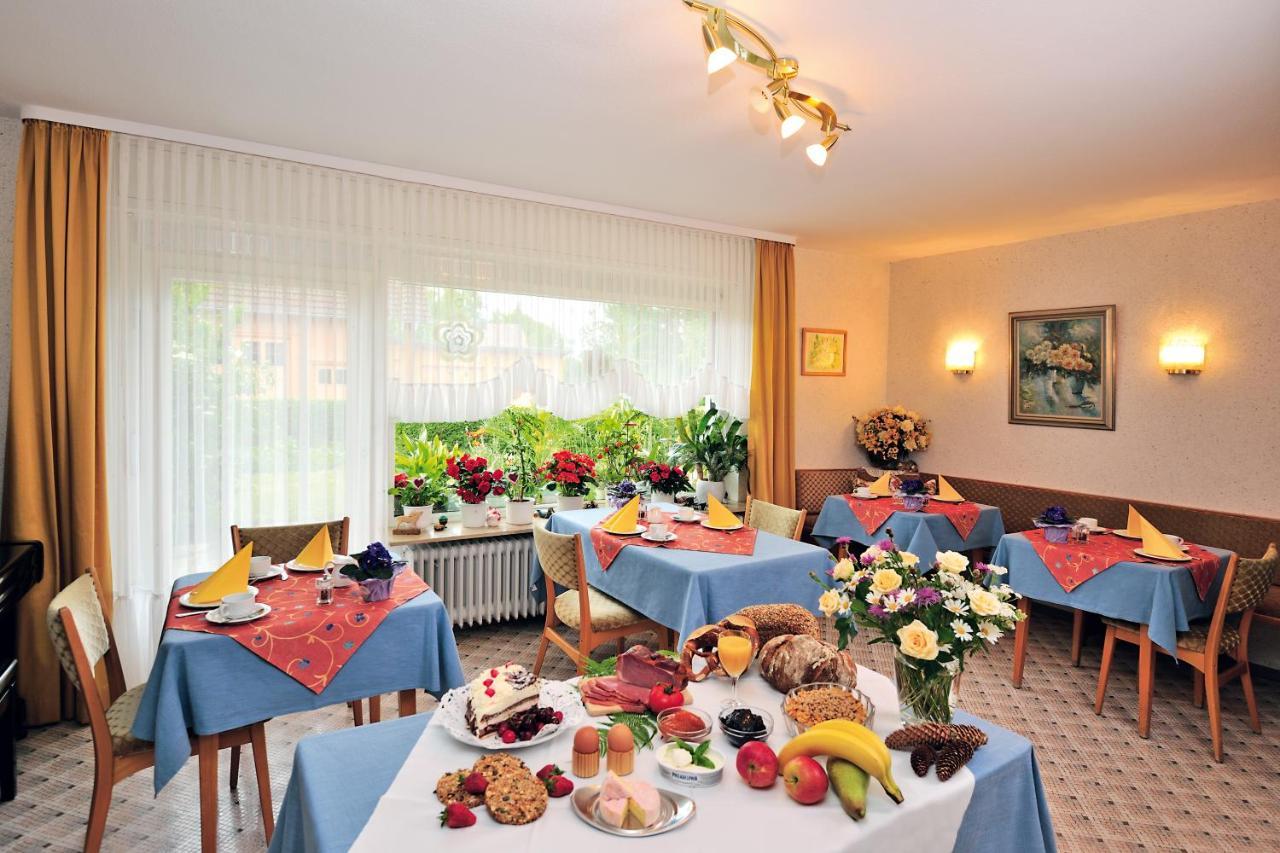 Hotel Pension Heidi Добель Экстерьер фото
